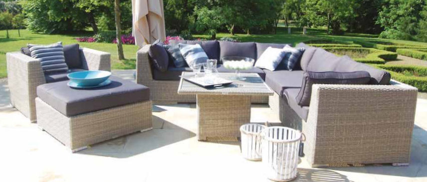 Meble ogrodowe – sposób na letni wypoczynek przy domu